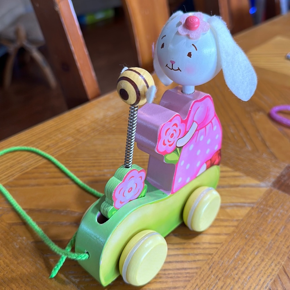 Bunnies by the Bay wooden Bunny Rabbit bobbing pull toy bumblebee
